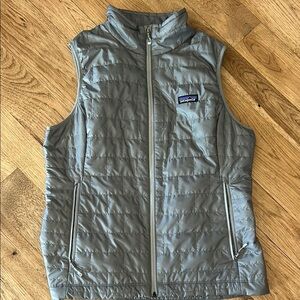 Patagonia Gray Quilted Vest